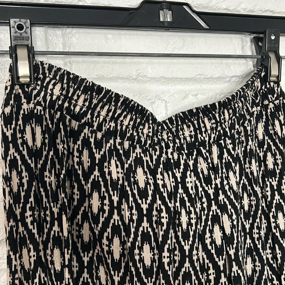 Rebel Sugar Boho Maxi Skirt Size Medium Black White Tribal Print Flowy size M
